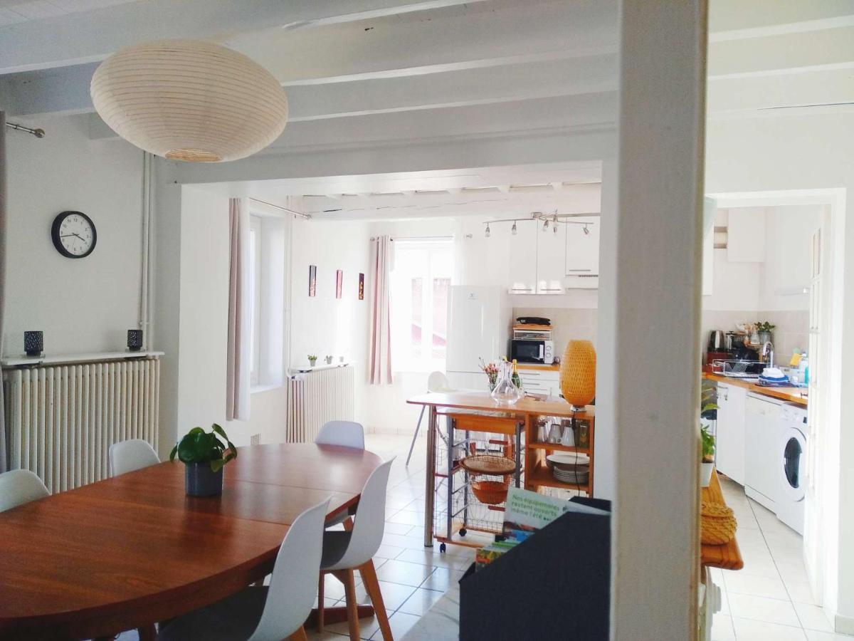 La Maison De Thuy - Gite En Auvergne Gimeaux Zewnętrze zdjęcie
